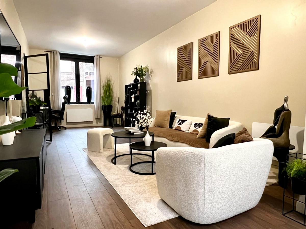 1930 entièrement rénovée en 2024 - 4 chambres - Jardin - Cave