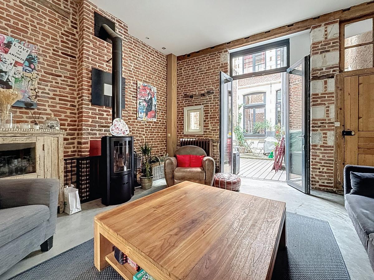 Au coeur du Vieux Lille, superbe maison de 201 m2 hab. 5 chambres