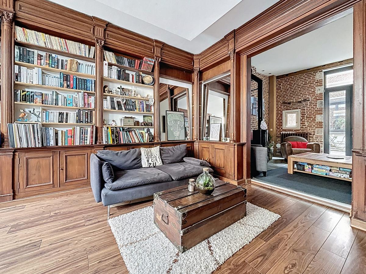 Au coeur du Vieux Lille, superbe maison de 202 m2 hab. 5 chambres