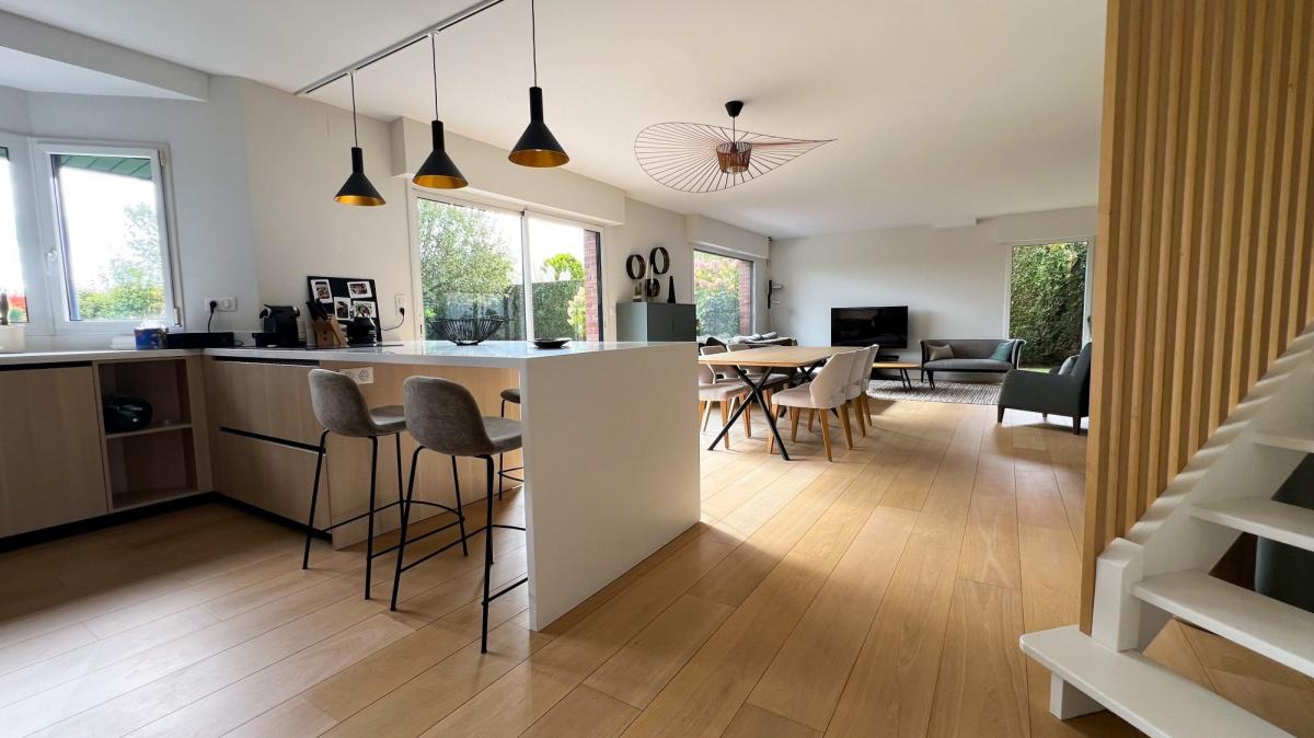 A moins de 15 min de Lille - BELLE MAISON INDIVIDUELLE - 5 chambres (dont 1 en RDC